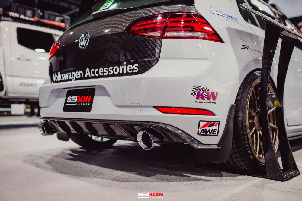 Race haus OEM-STYLE CARBON FIBRE BOOT LID FOR 2015-2020 VOLKSWAGEN GOLF / GTI / R