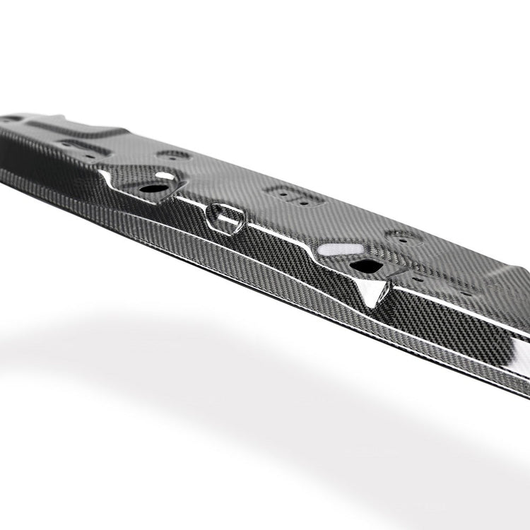 Race haus OEM-STYLE CARBON FIBRE BOOT LID FOR 2015-2020 VOLKSWAGEN GOLF / GTI / R