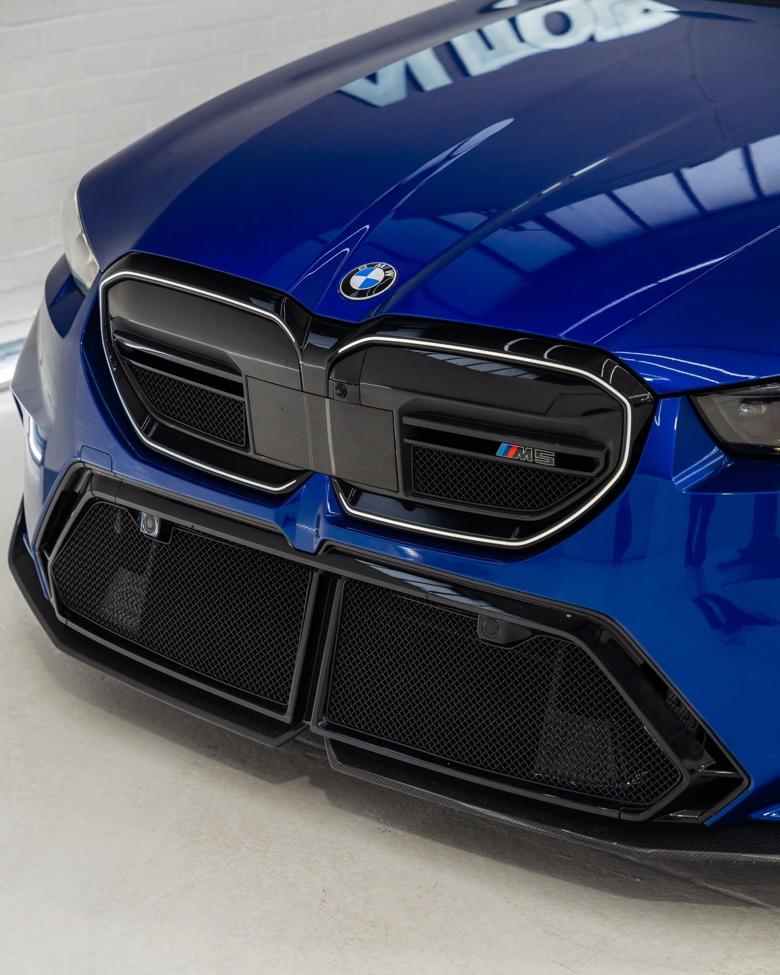 BMW M5 G90 G99 GRILLE INSERT MESH PROTECTOR  BY ZUNSPORT